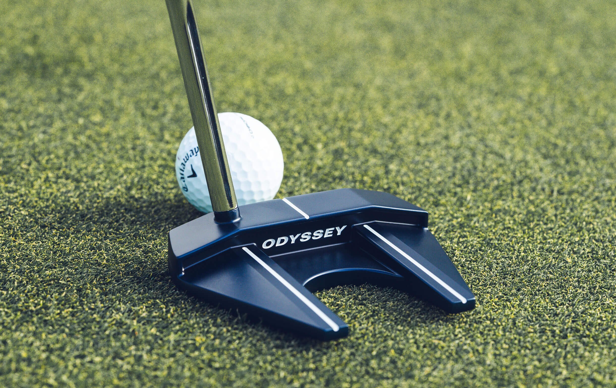 putters-2024-ai-one-armlock-db1___lifestyle-4