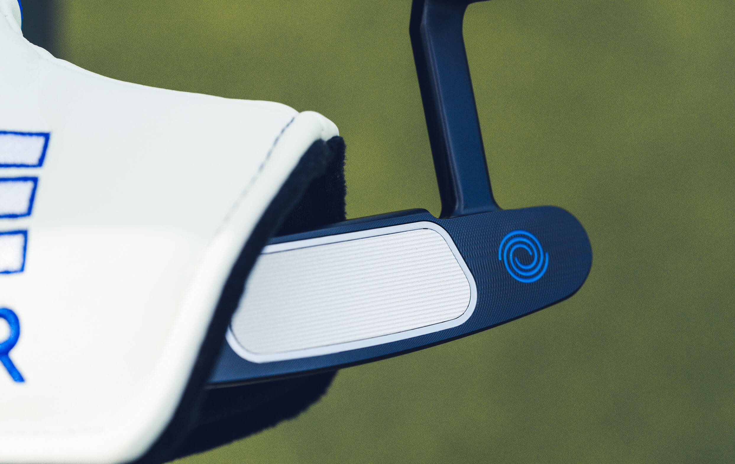 putters-2024-ai-one-cruiser-double-wide-ch___lifestyle-2